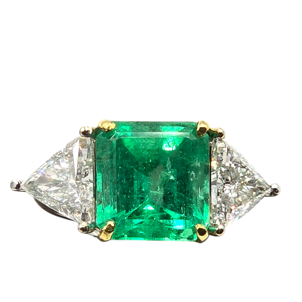 Eleganter Smaragd-Diamant-Ring