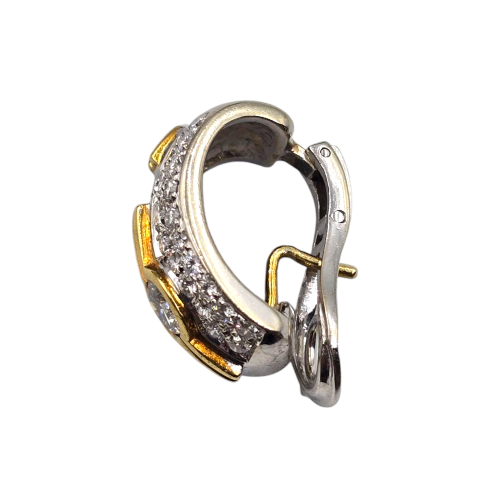 Elegante Diamant-Ohrringe mit Goldakzent – Bild 3