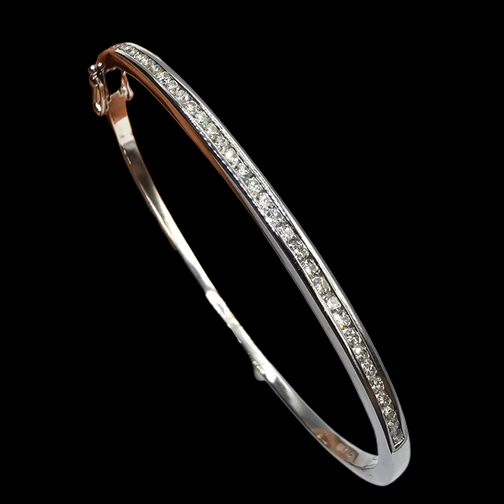 Edles Diamantarmband aus Weißgold