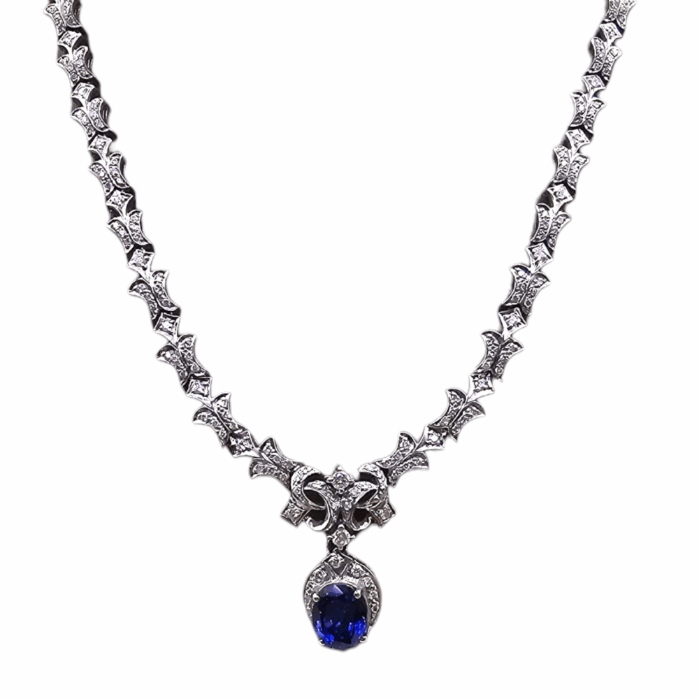 Collier mit Saphir